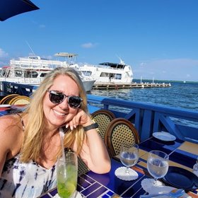 Karen-cayman-1.jpg Karen-cayman-1.jpg